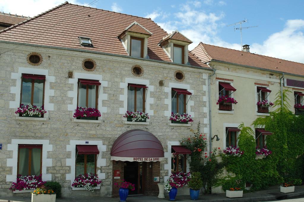 Hotel De La Loire Saint-Satur Εξωτερικό φωτογραφία