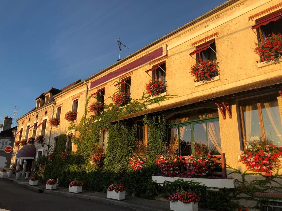 Hotel De La Loire Saint-Satur Εξωτερικό φωτογραφία